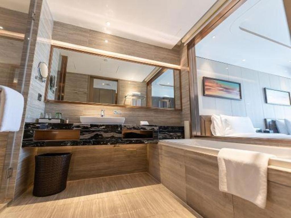 The Qube Hotel Jingzhou Exterior foto
