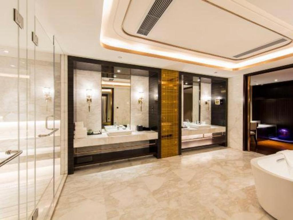 The Qube Hotel Jingzhou Exterior foto