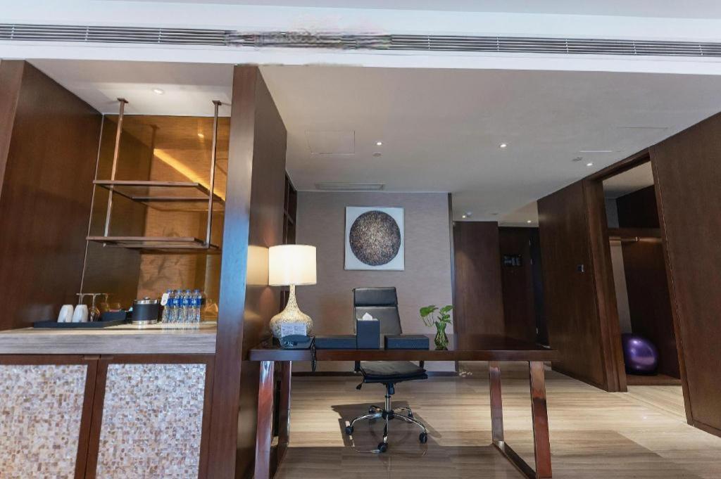 The Qube Hotel Jingzhou Exterior foto